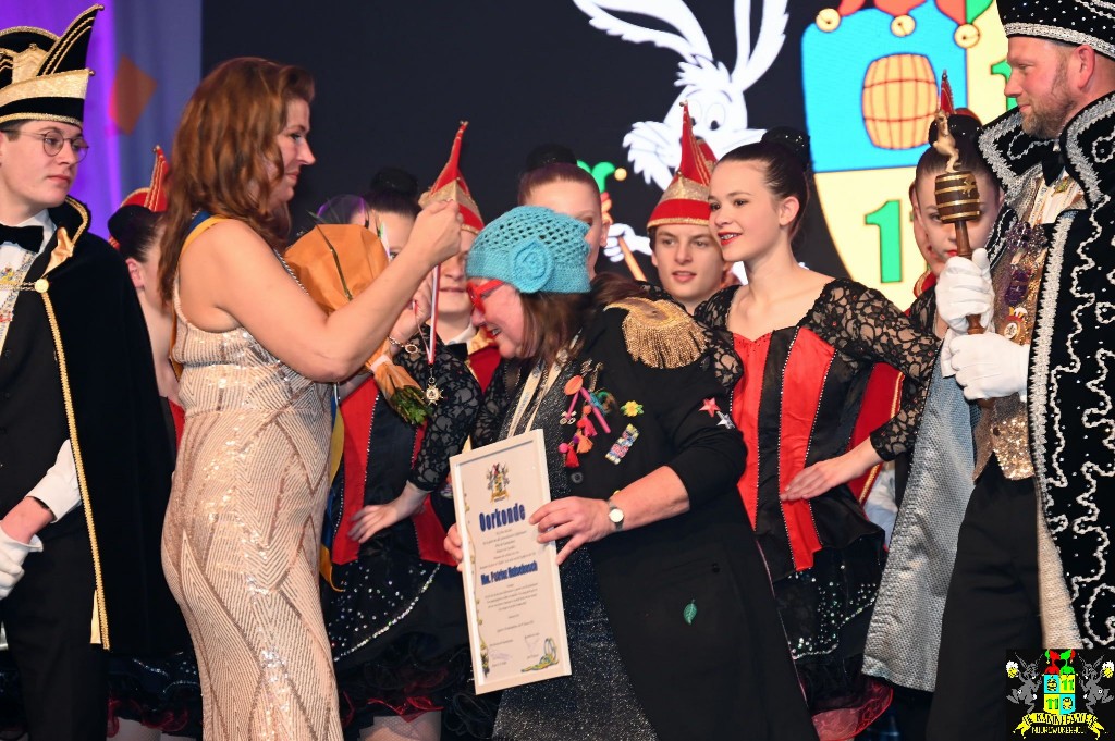../Images/Senioren carnaval 2024 260.jpg